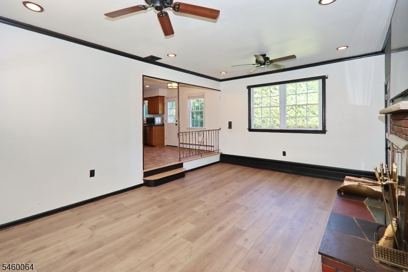 293 Cherry Hill Road Mountainside, NJ 07092 - Photo 13 of 26 Gallery Image 13
