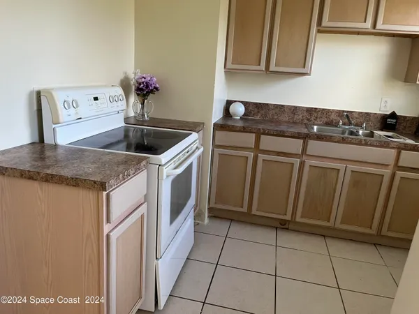 $1,500 | 360 Schoolhouse Lane, Merritt Island, FL 32953