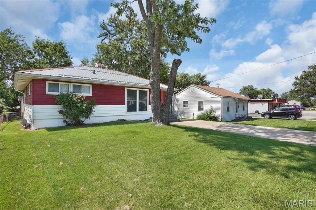 3589 Adie Road St. Ann, MO 63074 - Photo 2 of 26