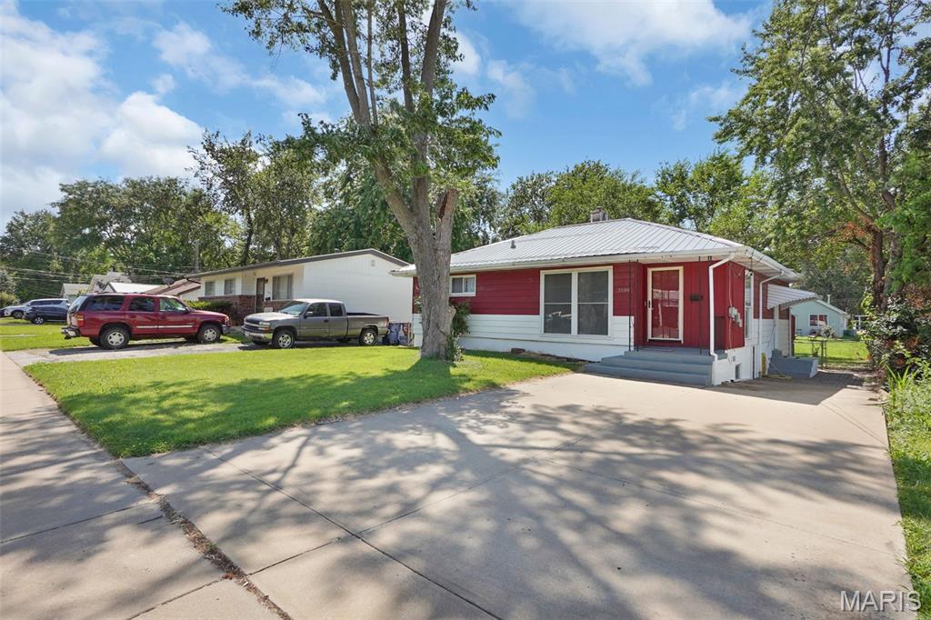 3589 Adie Road St. Ann, MO 63074 - Photo 3 of 26