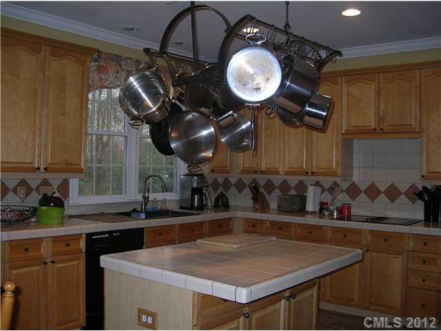 3528 Rhett Butler Place Charlotte, NC 28270 - Photo 3 of 10