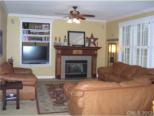 3528 Rhett Butler Place Charlotte, NC 28270 - Photo 5 of 10