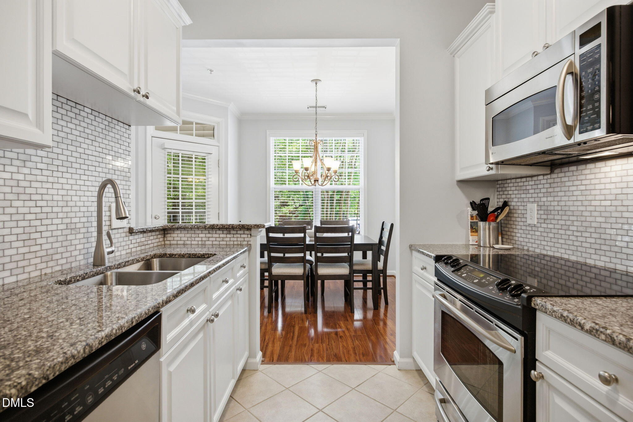 8041 Allyns Landing Way Raleigh, NC 27615 - Photo 4 of 20