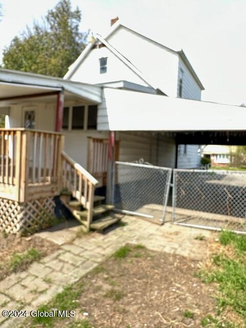 329 Eleventh Street Schenectady, NY 12306 - Photo 10 of 29 IMG_1027