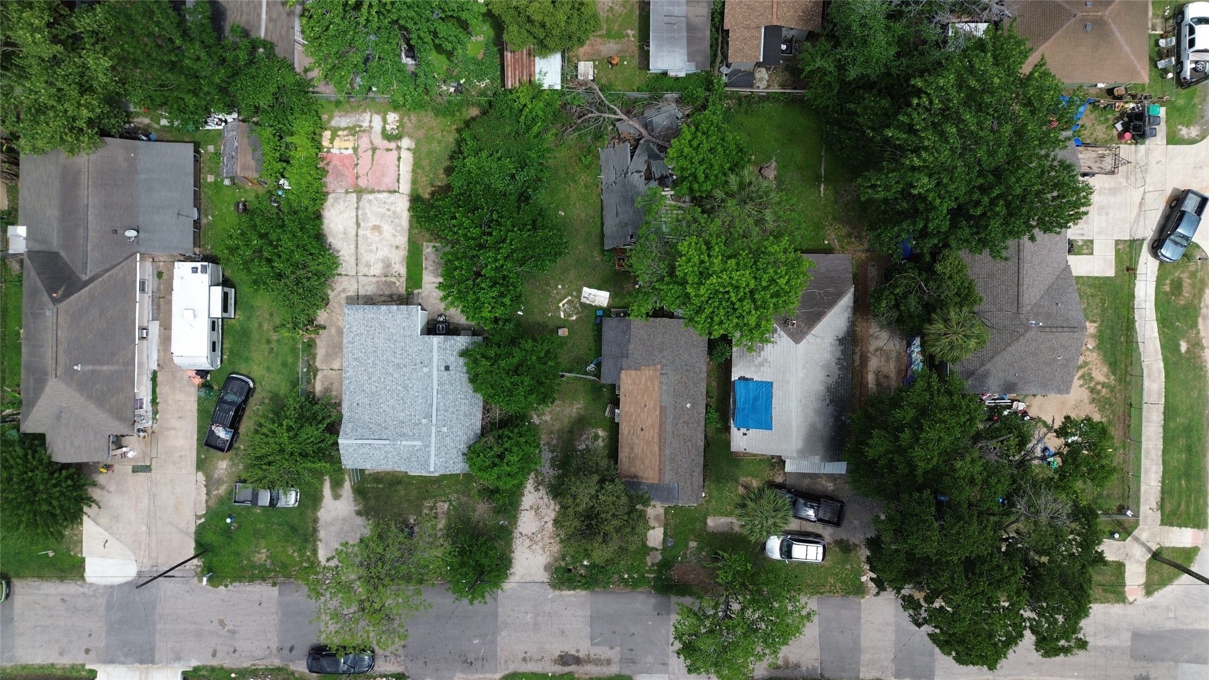 7935 Sherman Street Houston, TX 77012 - Photo 7 of 23 an aerial view of a house