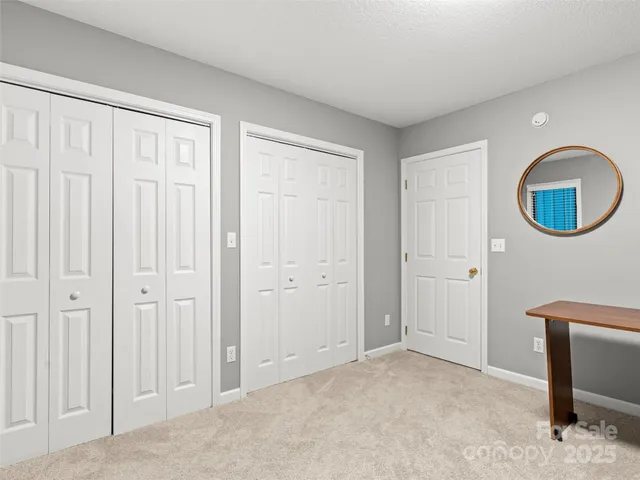 $400,000 | 338 Kyfields, Weaverville, NC 28787