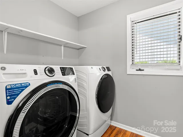 $400,000 | 338 Kyfields, Weaverville, NC 28787