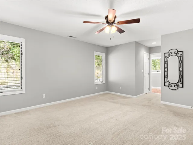 $400,000 | 338 Kyfields, Weaverville, NC 28787