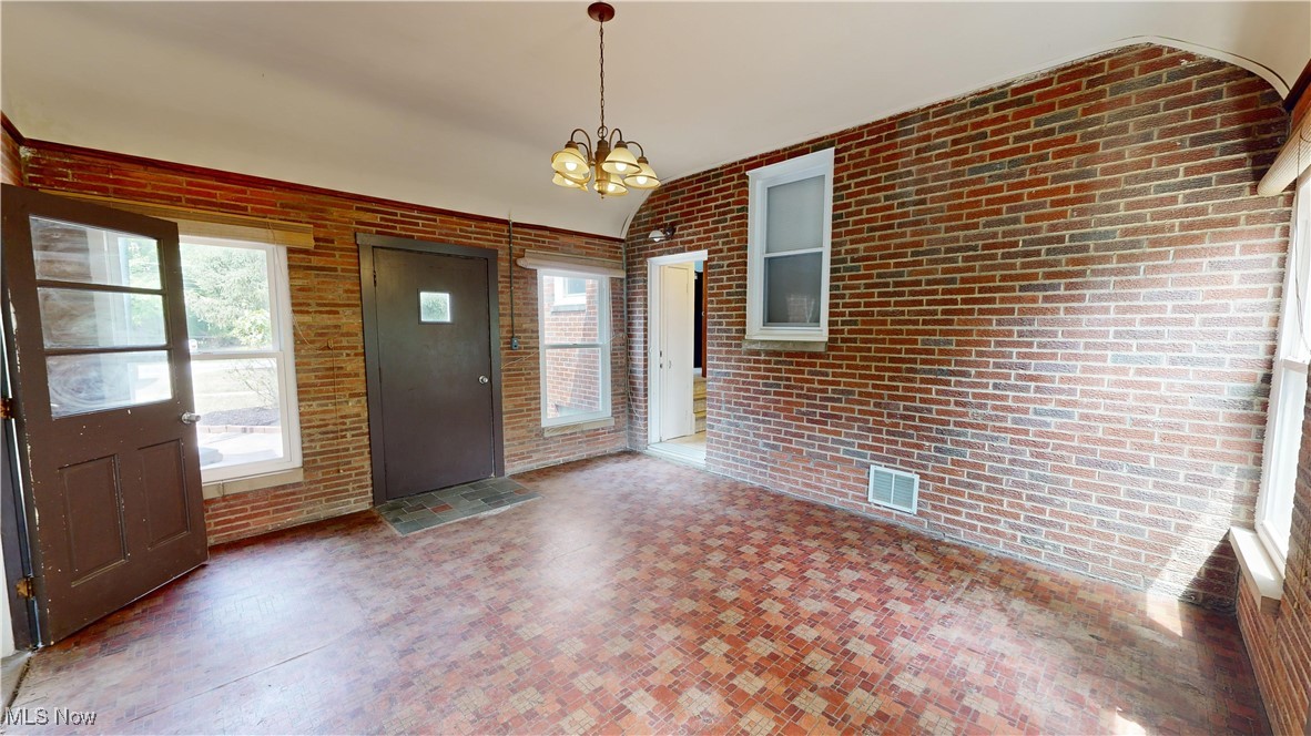 29280 White Road Wickliffe, OH 44092 - Photo 24 of 43 Gallery Image 24