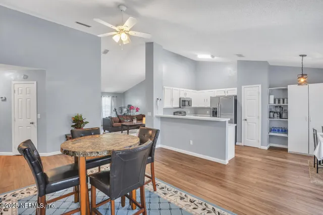 $275,000 | 1539 Mountain Lake Drive West, Jacksonville, FL 32221