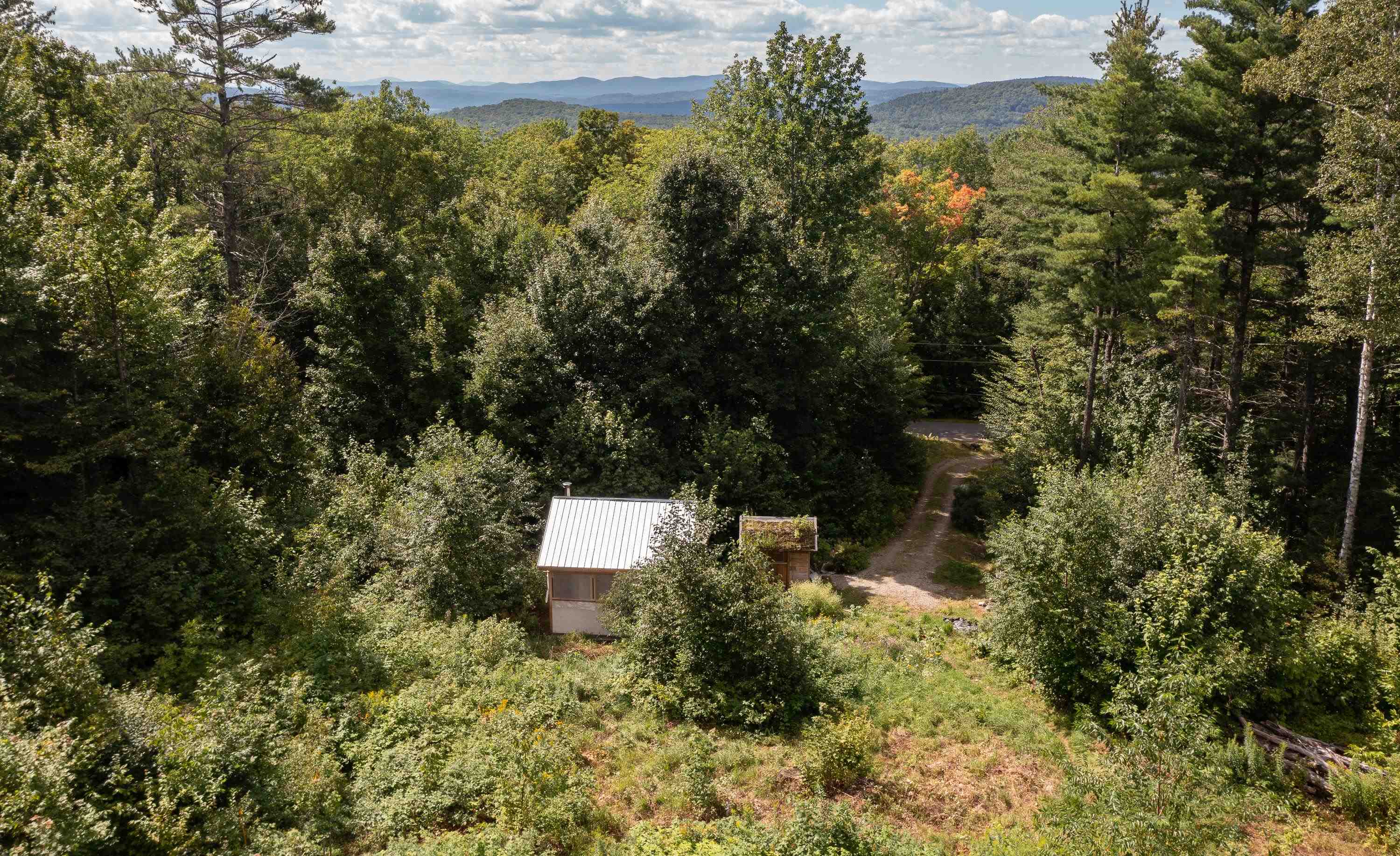 963 S Road Bethlehem, NH 03574 - Photo 1 of 37