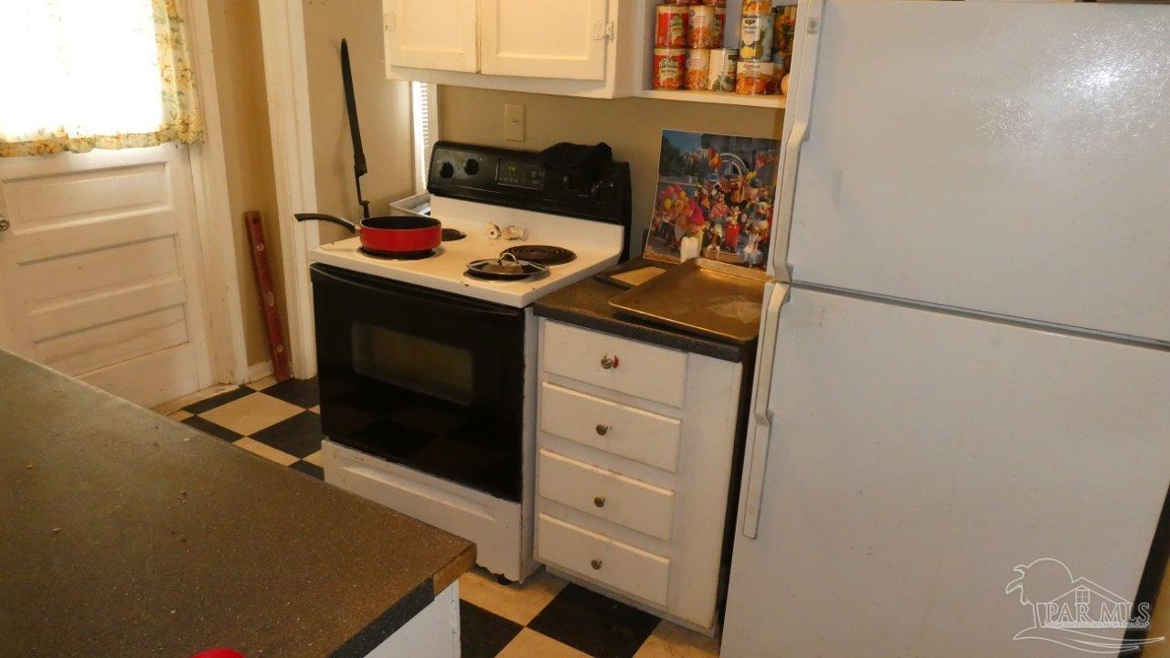107 Northwest Kalash Road Pensacola, FL 32507 - Photo 2 of 16 Gallery Image 2