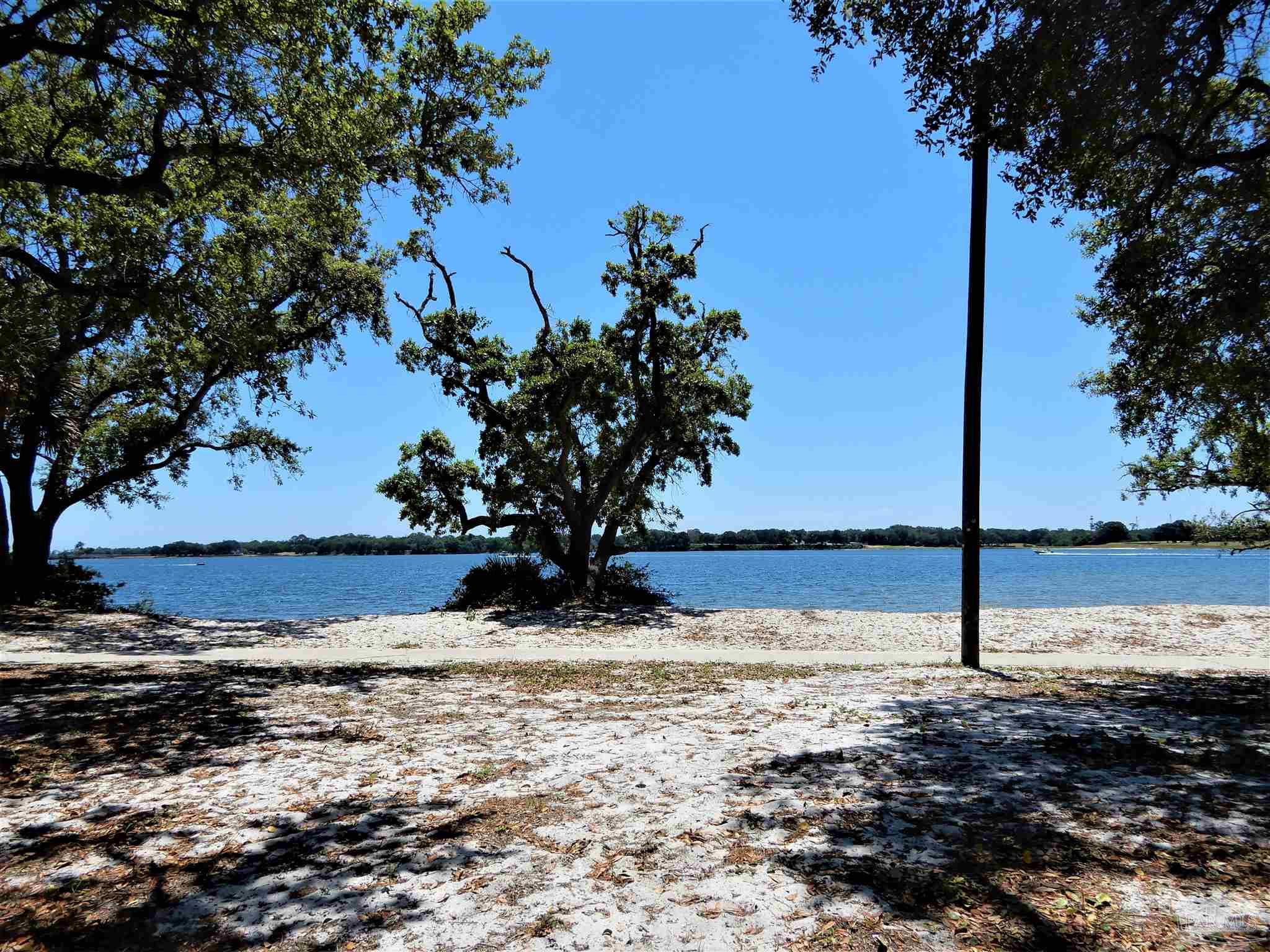 107 Northwest Kalash Road Pensacola, FL 32507 - Photo 7 of 16 Gallery Image 7