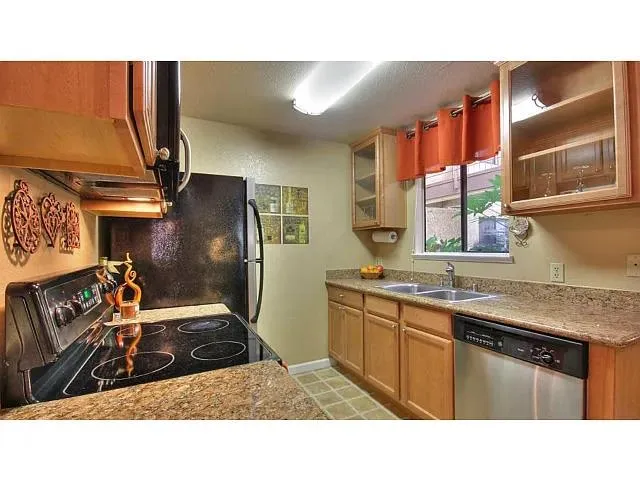 $1,820 | 2250 Monroe Street, Santa Clara, CA 95050