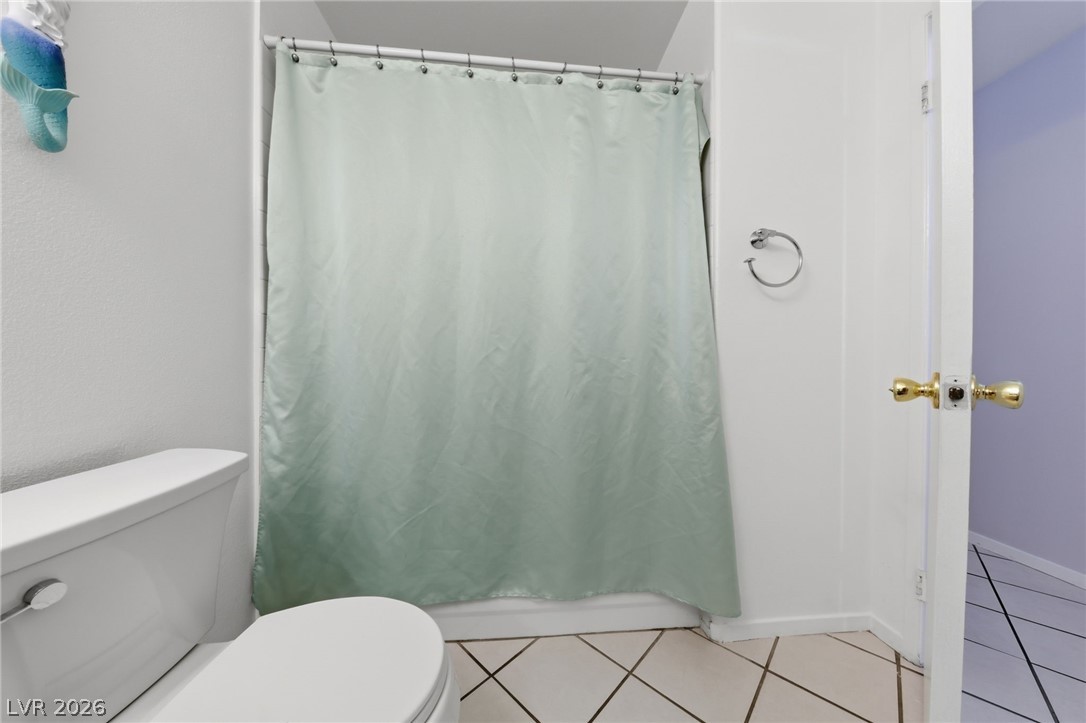 698 South Racetrack Road, Unit 1221 Henderson, NV 89015 - Photo 19 of 24 MAIN BATHROOM TUB/SHOWER