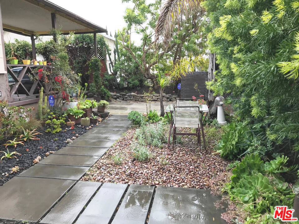 4236 Alla Road Los Angeles, CA 90066 - Photo 3 of 15 Gallery Image 3