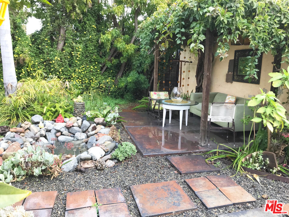 4236 Alla Road Los Angeles, CA 90066 - Photo 10 of 15 Gallery Image 10