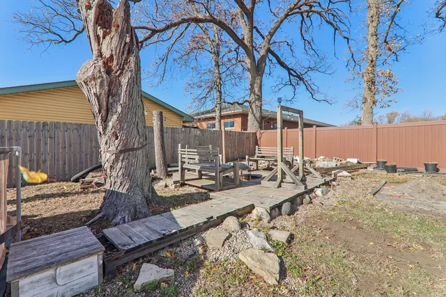 $214,999 | 504 West Park Avenue, Round Lake, IL 60073