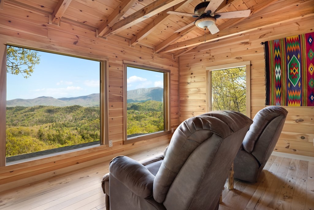 4510 Stackstone Road Sevierville, TN 37862 - Photo 36 of 57 Gallery Image 36