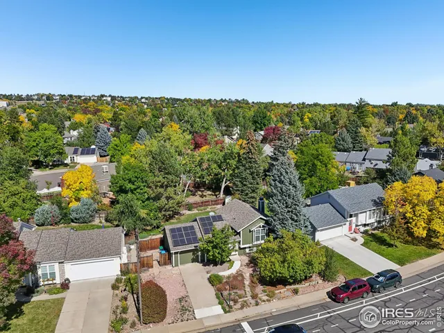 an aerial view of multiple house