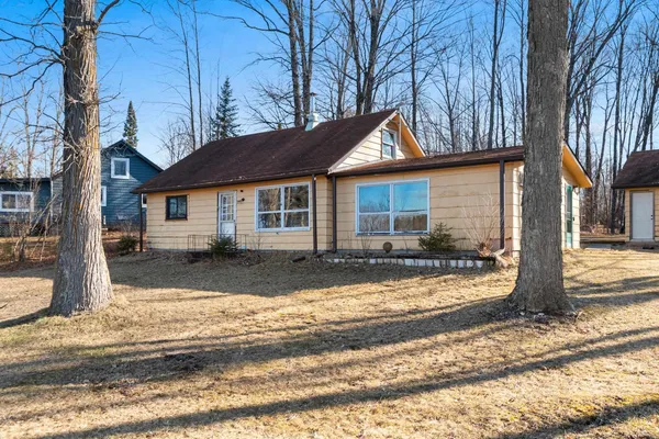 $199,900 | N7279 Sunset Drive, Gresham, WI 54128