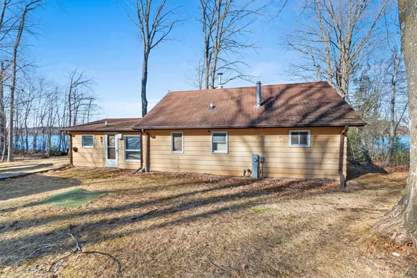 $199,900 | N7279 Sunset Drive, Gresham, WI 54128