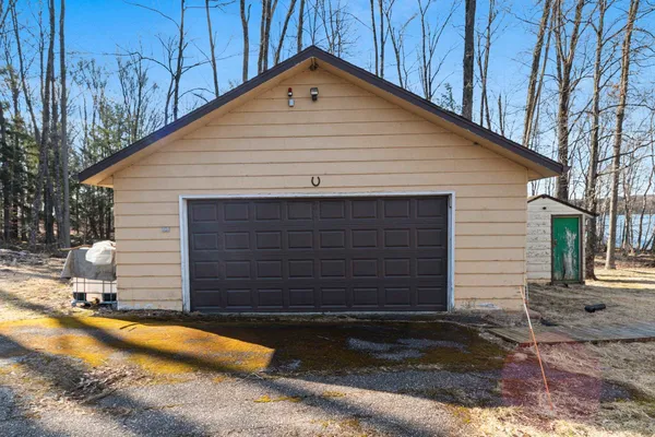 $199,900 | N7279 Sunset Drive, Gresham, WI 54128