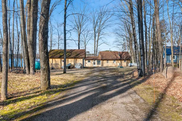 $199,900 | N7279 Sunset Drive, Gresham, WI 54128