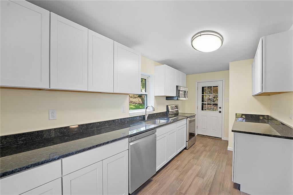 311 Weber Road Sewickley, PA 15143 - Photo 8 of 25 Gallery Image 8