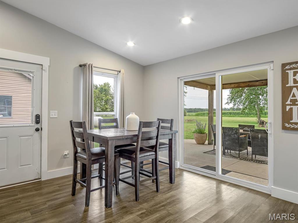 10024 Karch Road Mascoutah, IL 62258 - Photo 9 of 27 Gallery Image 9