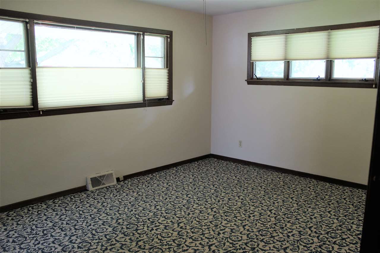 1622 Halsted Road Rockford, IL 61103 - Photo 17 of 25 Gallery Image 17