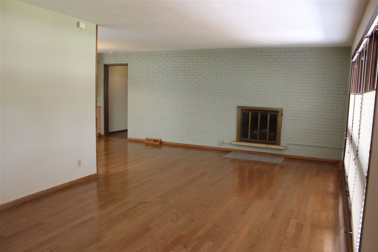 1622 Halsted Road Rockford, IL 61103 - Photo 10 of 25 Gallery Image 10