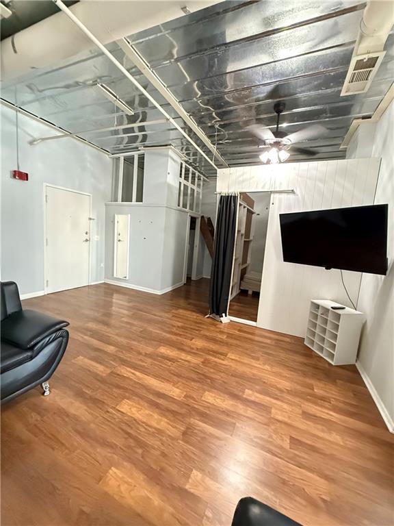 20 Marietta Street Northwest, Unit 10F Atlanta, GA 30303 - Photo 4 of 17 a view of outdoor space