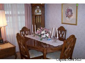 725 Osburn Avenue Springfield, IL 62702 - Photo 6 of 9