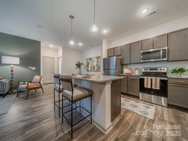 $1,376 | 15155 Ollie Drive, Unit BURLINGTON, Charlotte, NC 28273