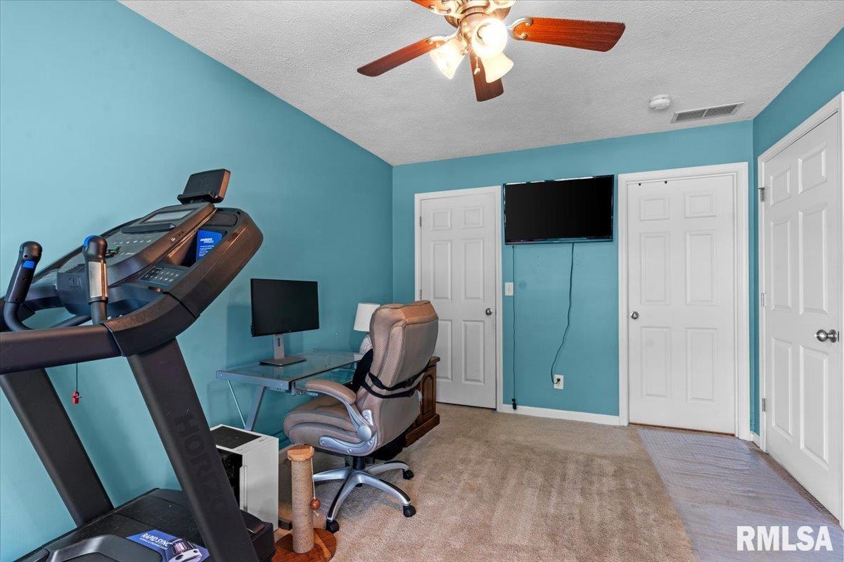 2919 Meadowbrook Road, Unit 22 Springfield, IL 62711 - Photo 18 of 25