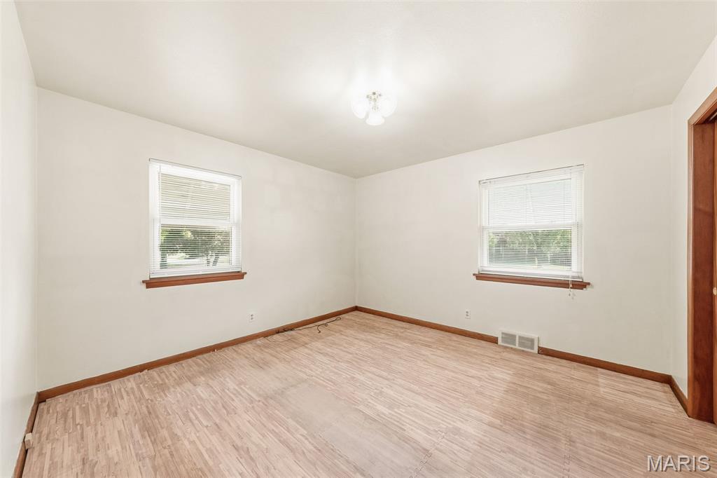 5267 Milburn Road St. Louis, MO 63129 - Photo 30 of 46 Gallery Image 30