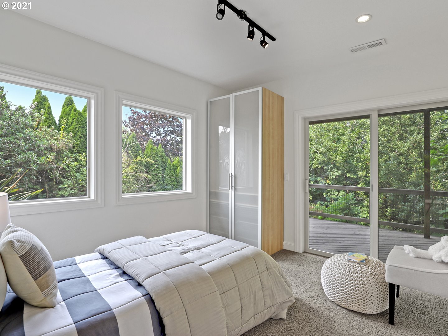 8423 Northwest Reed Drive Portland, OR 97229 - Photo 21 of 32 Gallery Image 21