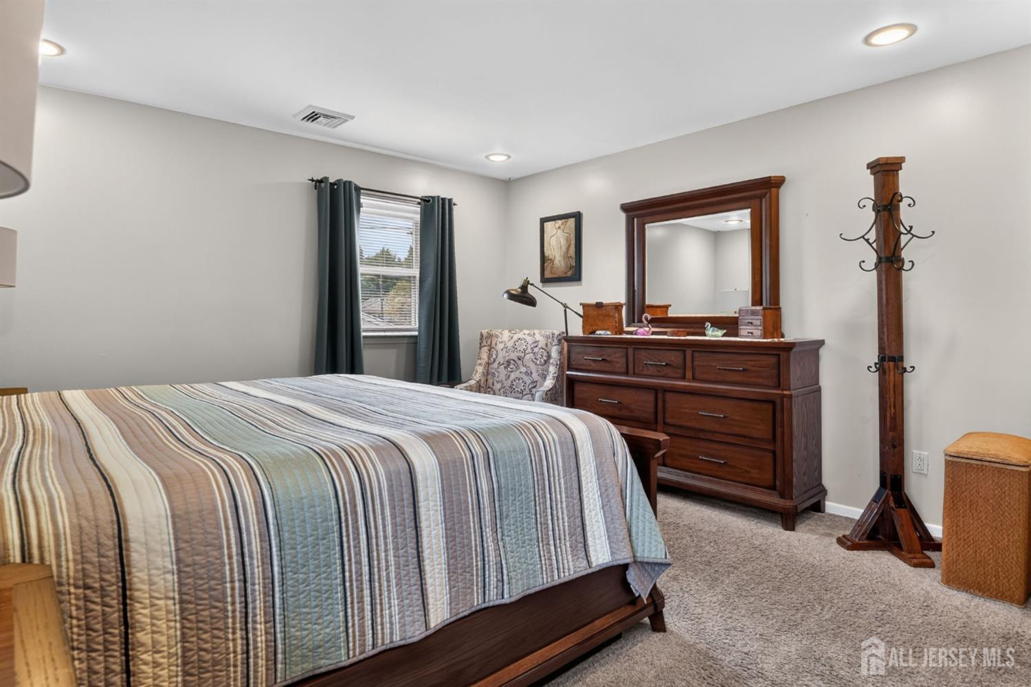 6 Ridgeview Road Jamesburg, NJ 08831 - Photo 12 of 32 Gallery Image 12