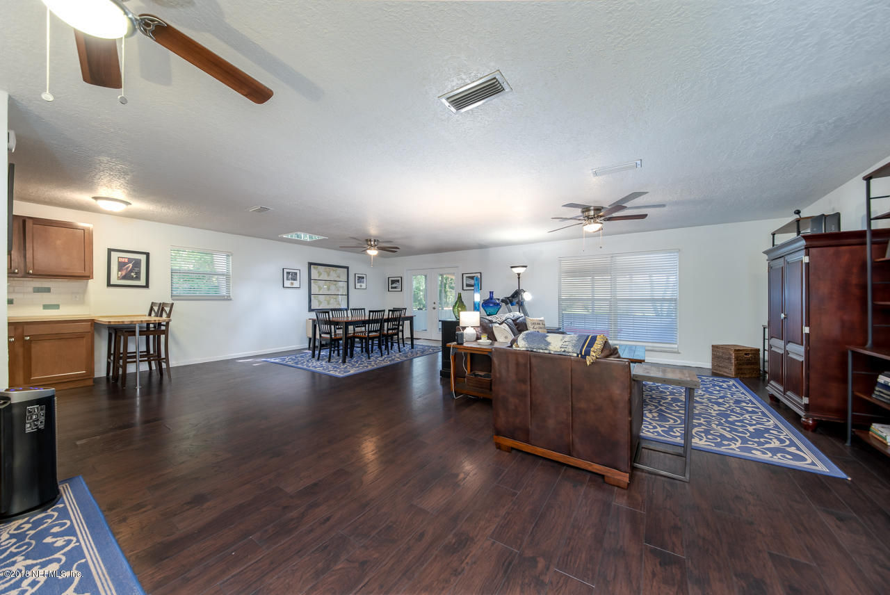 4611 Fulton Road Jacksonville, FL 32225 - Photo 6 of 19 Living/Dining