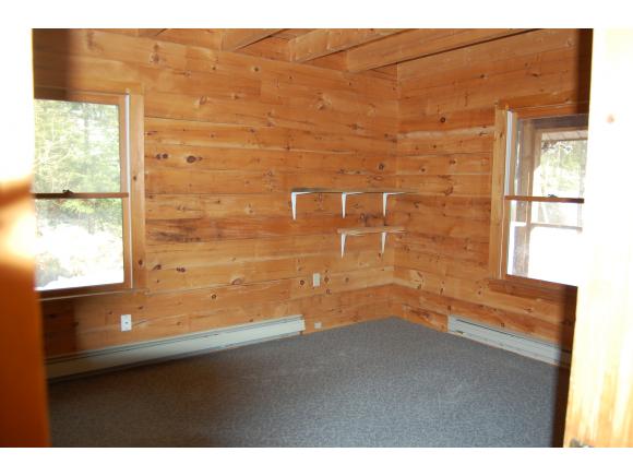 35 Wildwood Road Weare, NH 03281 - Photo 5 of 10