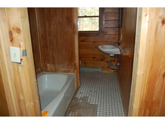 35 Wildwood Road Weare, NH 03281 - Photo 8 of 10