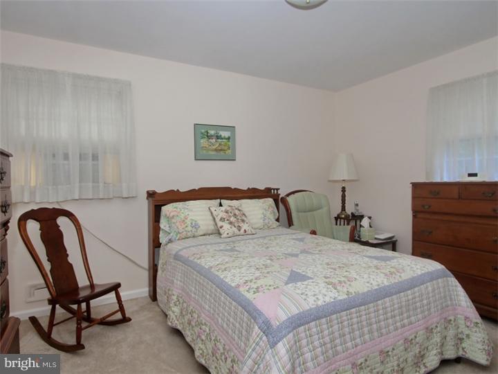 231 Riverside Drive Princeton, NJ 08540 - Photo 12 of 19