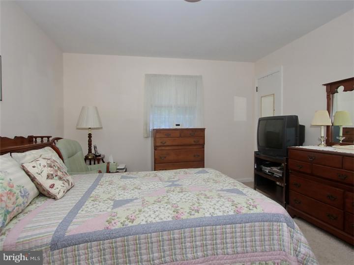 231 Riverside Drive Princeton, NJ 08540 - Photo 13 of 19