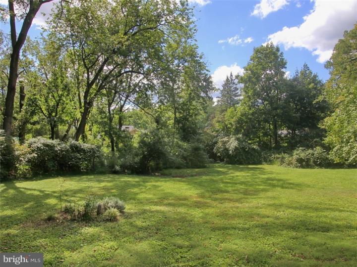 231 Riverside Drive Princeton, NJ 08540 - Photo 16 of 19