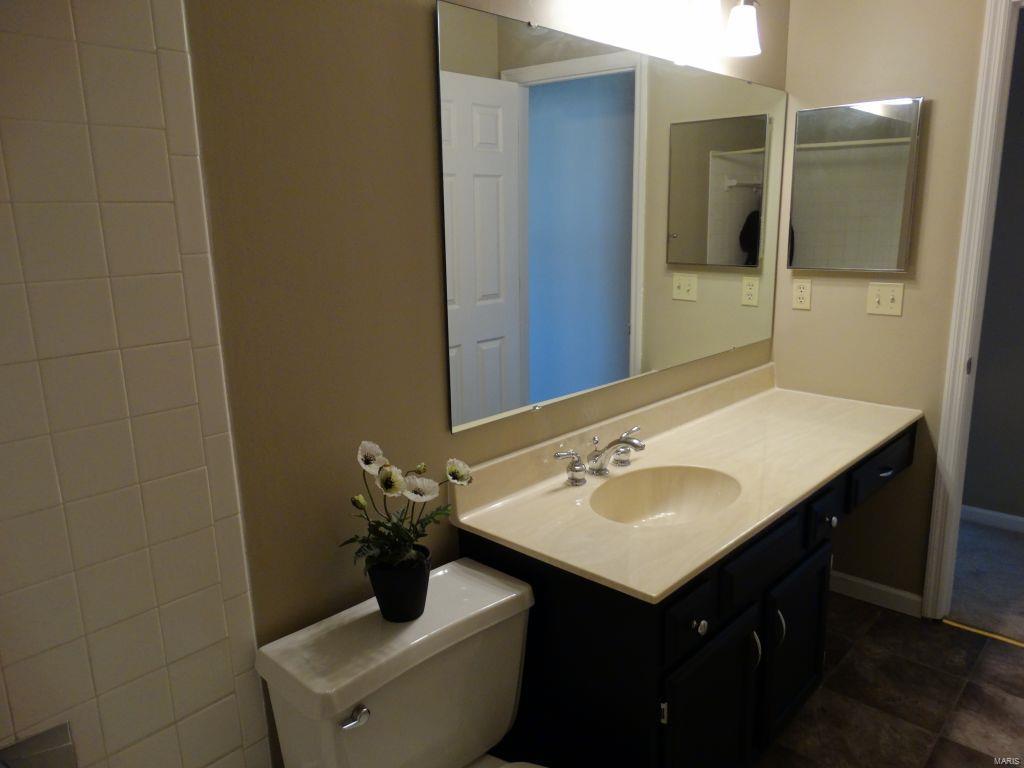 705 Lofty Point Drive, Unit C Ballwin, MO 63021 - Photo 24 of 31 Gallery Image 24