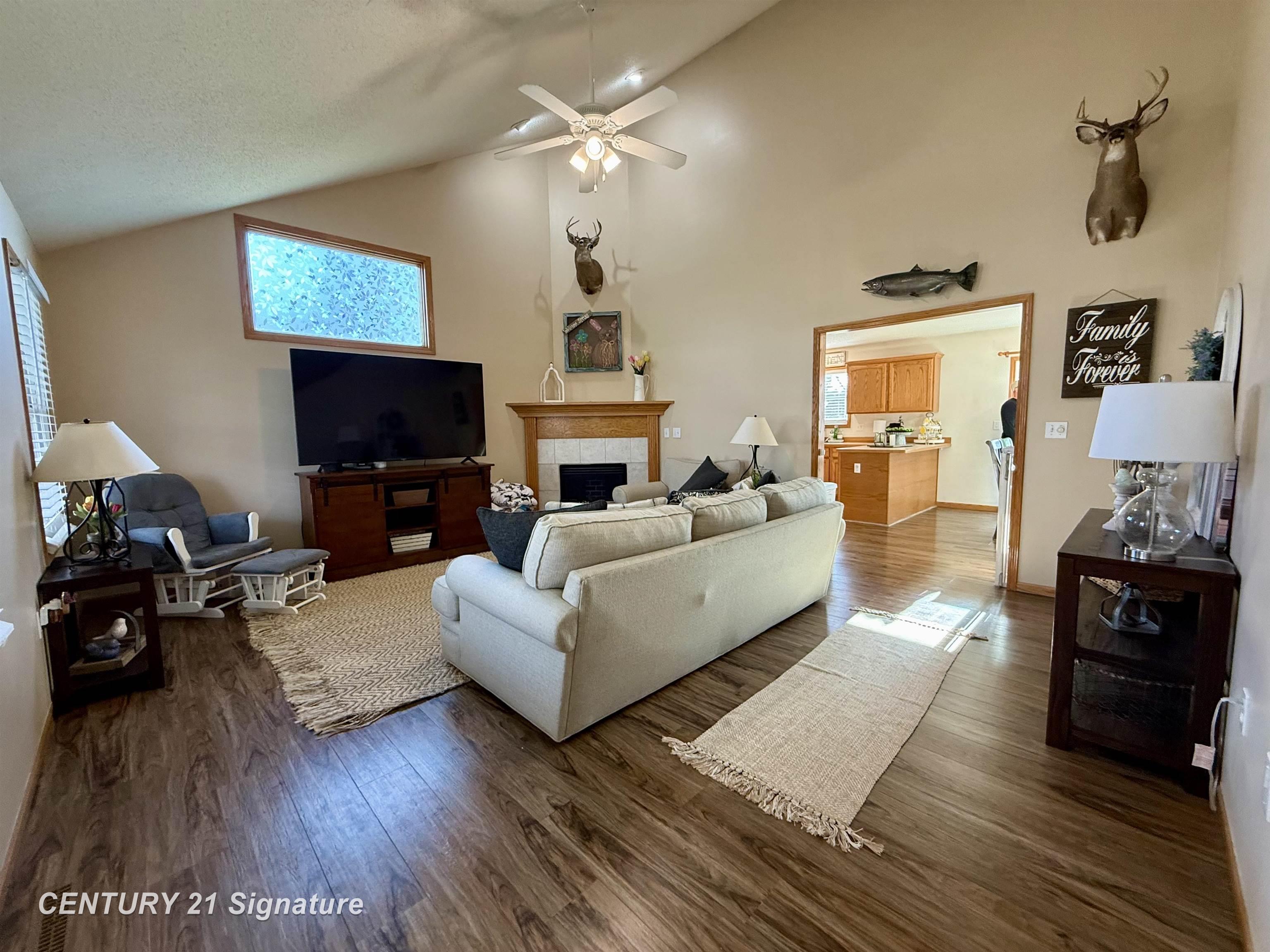 1232 South Hemlock Road Hemlock, MI 48626 - Photo 3 of 31