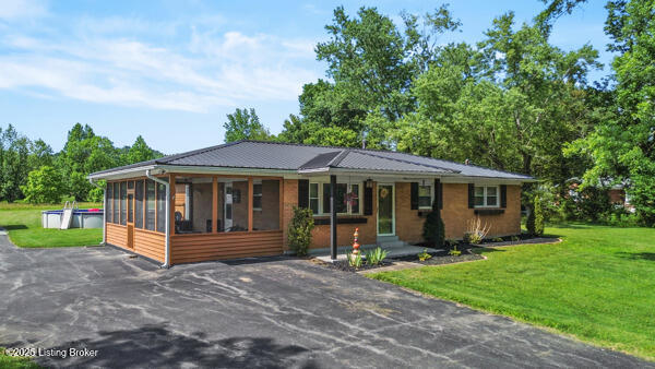 1420 Raymond Road Shepherdsville, KY 40165 - Photo 1 of 48 FRONT VIEW OF HOME