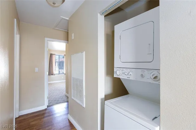 $1,300 | 7300 West Pirates Cove Road, Unit 2038, Las Vegas, NV 89145