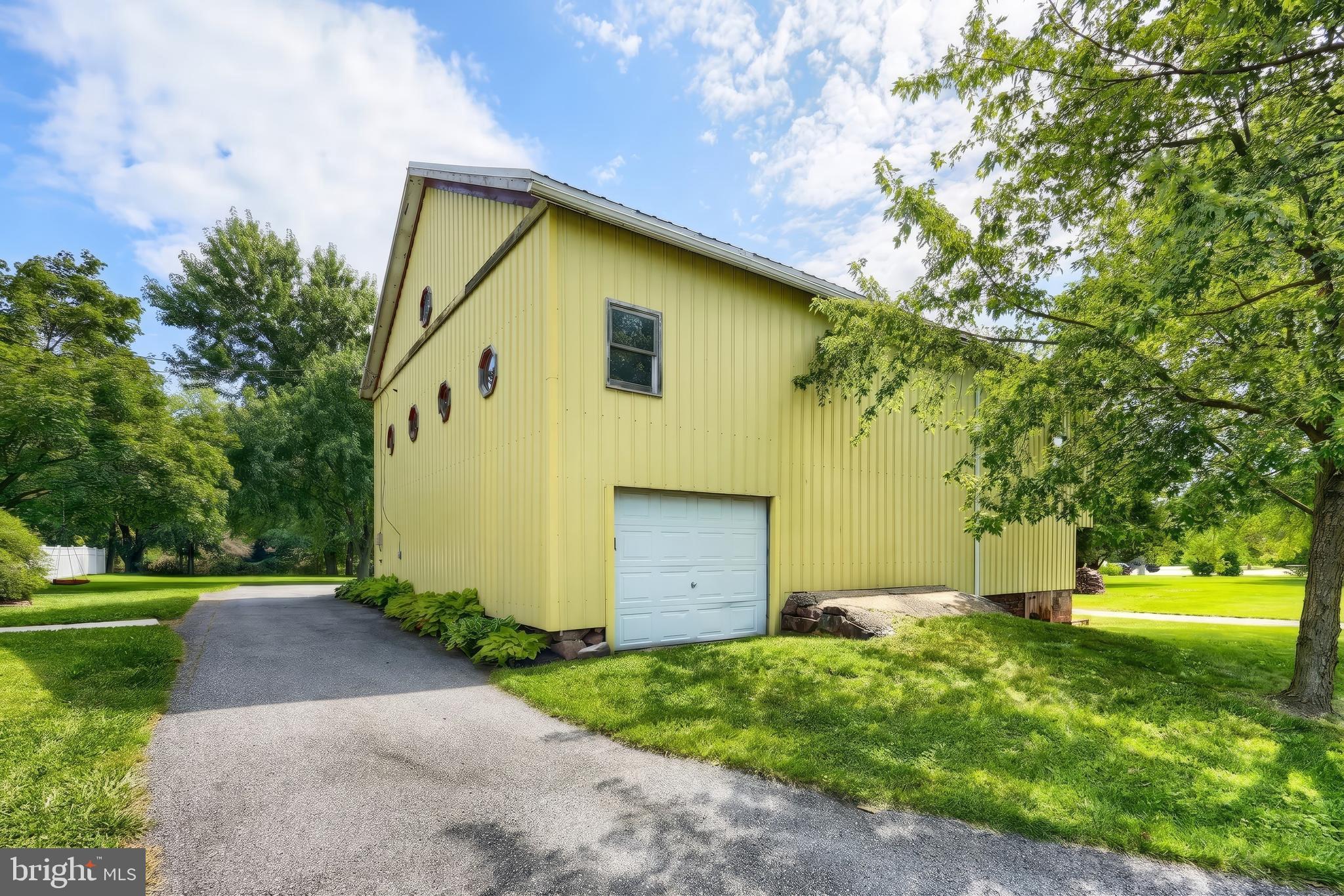 4951 Carlisle Road Dover, PA 17315 - Photo 37 of 55 Gallery Image 37